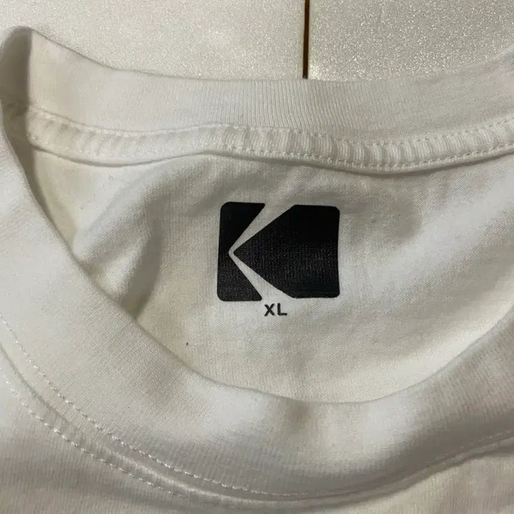 [BUNJANG] Kodak T-Shirt XL White / Kodak T (xL)