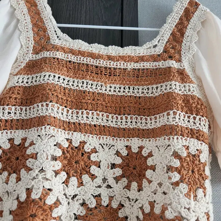 [SOLD OUT] IFNE 이프네 크로셰 린넨  블라우스 F