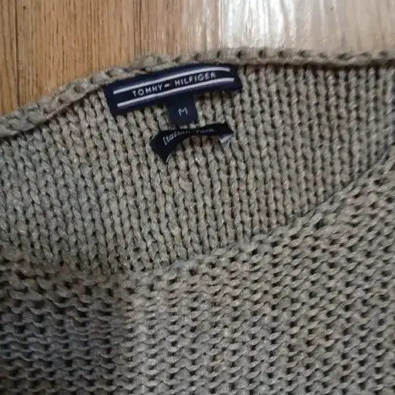 [BUNJANG] Tommy Hilfiger Khaki Short Sleeve Knit M / 타미힐피거 카키반팔니트/M