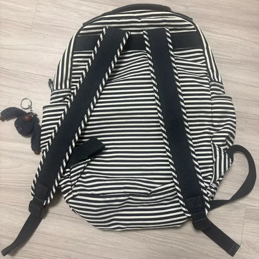 [BUNJANG] Kipling Vintage Stripe Backpack / 키플링 빈티지 스트라이프 백팩