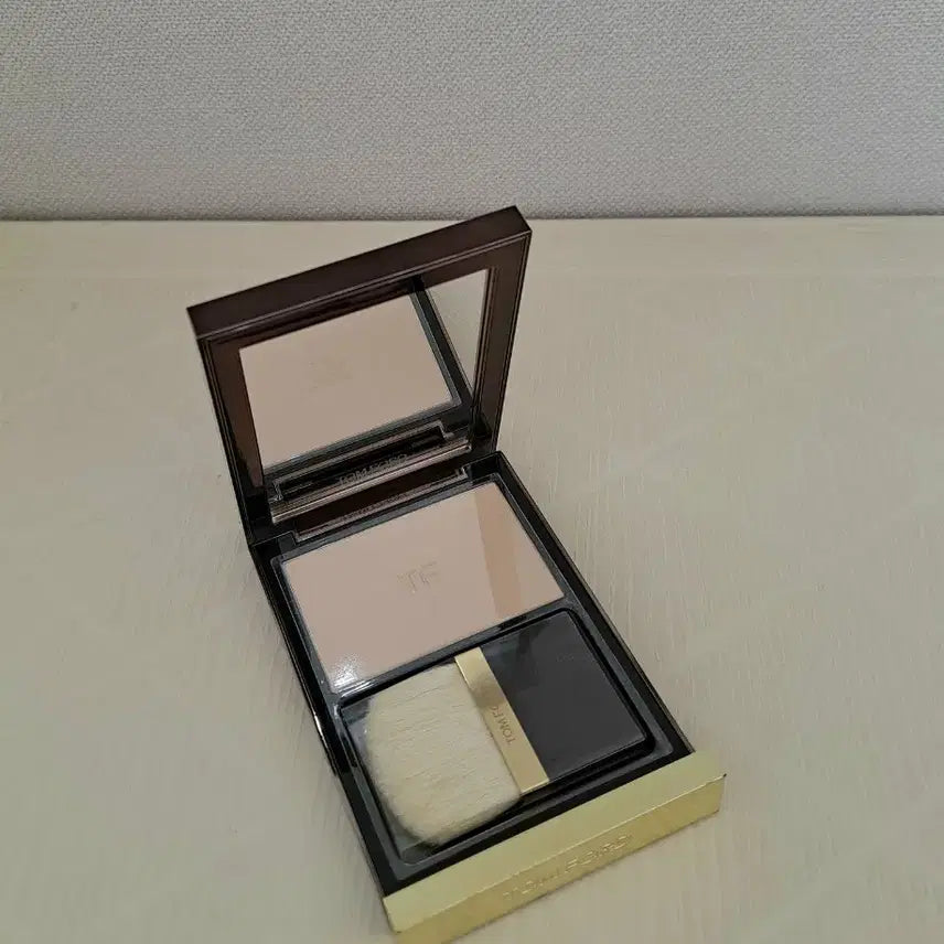 [BUNJANG] Tom Ford Finishing Powder Alabaster Nude (Unused) / 톰포드 피니싱  파우더 (미사용)