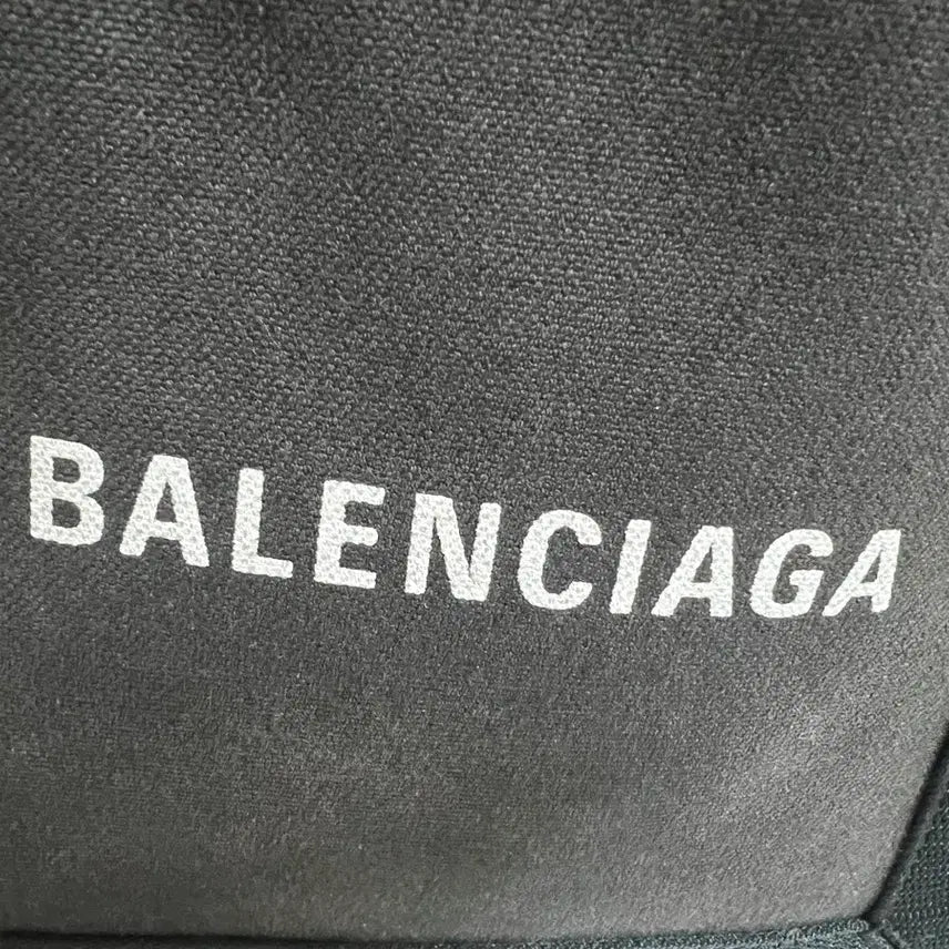 [BUNJANG] Balenciaga Logo Shoulder Bag Black / 발렌시아가 로고 숄더백 블랙