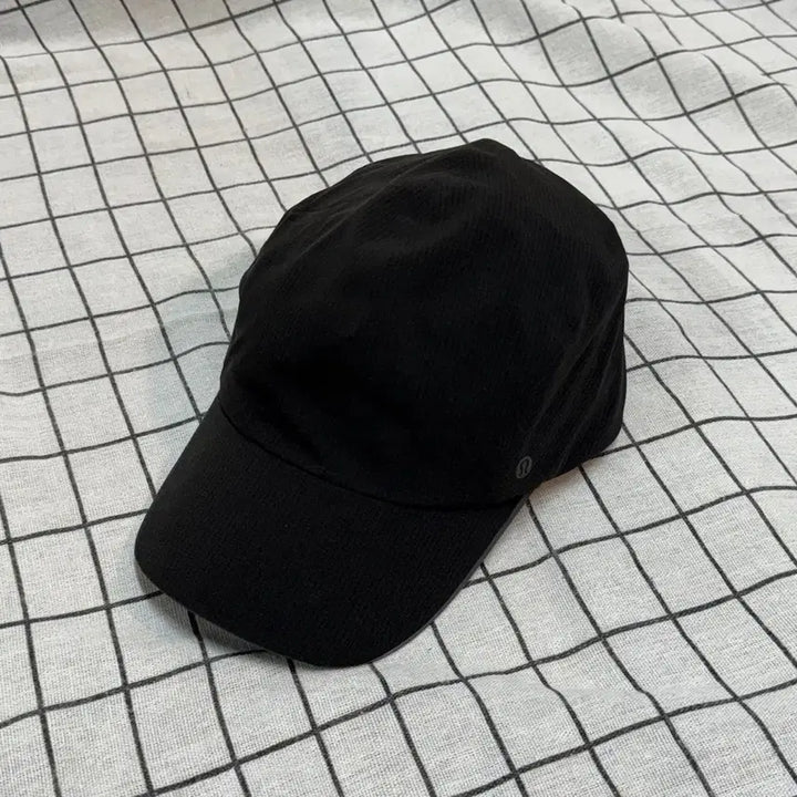 [BUNJANG] Lululemon Functional Ball Cap Black / 룰루레몬 모자 기능성 볼캡