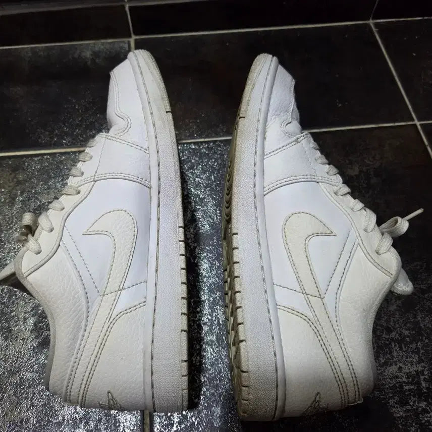 [BUNJANG] Nike Air Jordan 1 Low White Men&