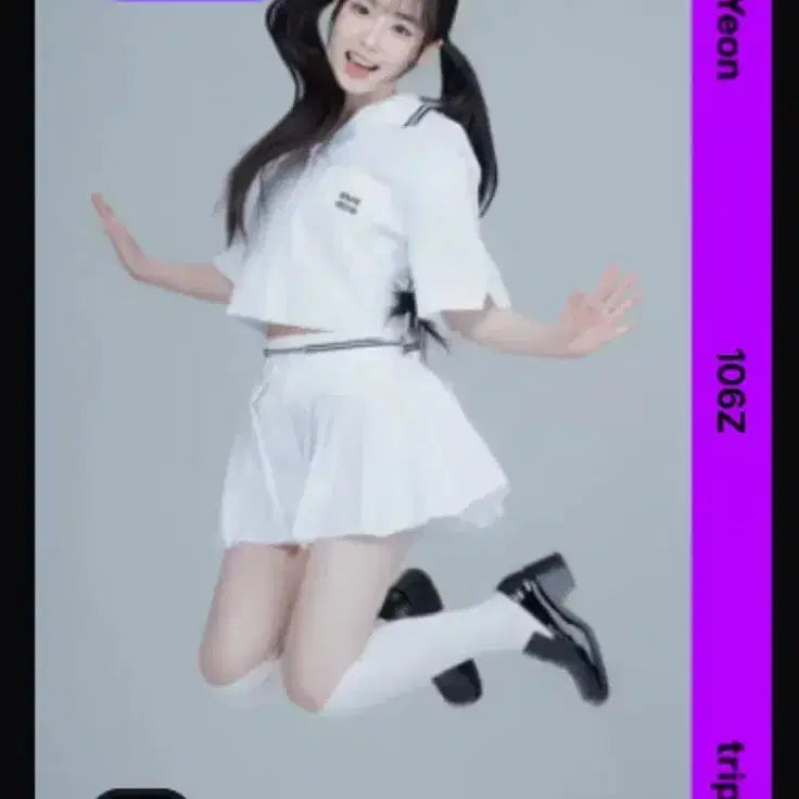 [BUNJANG] TripleS Yoon Seoyeon Divine First Object Photocard / 트리플에스 윤서연 디바인 퍼스트 오브젝트 양도