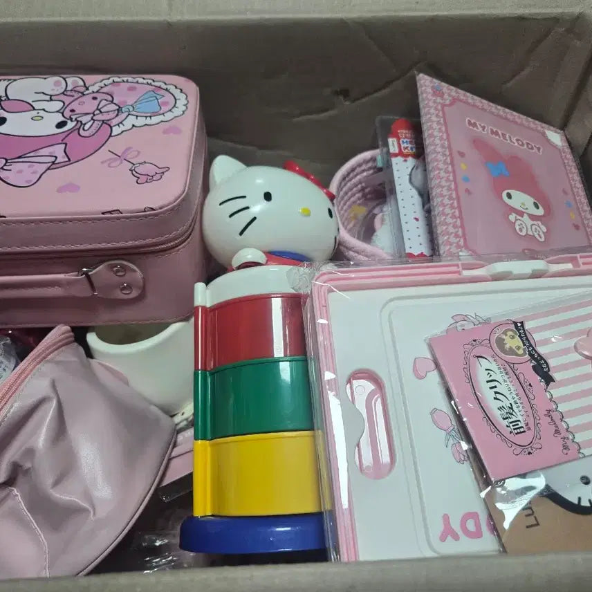 [BUNJANG] Sanrio Characters Hello Kitty &amp; My Melody Plush &amp; Accessories Bundle Set / 산리오 캐릭터 상품 헬로키티 마이멜로디