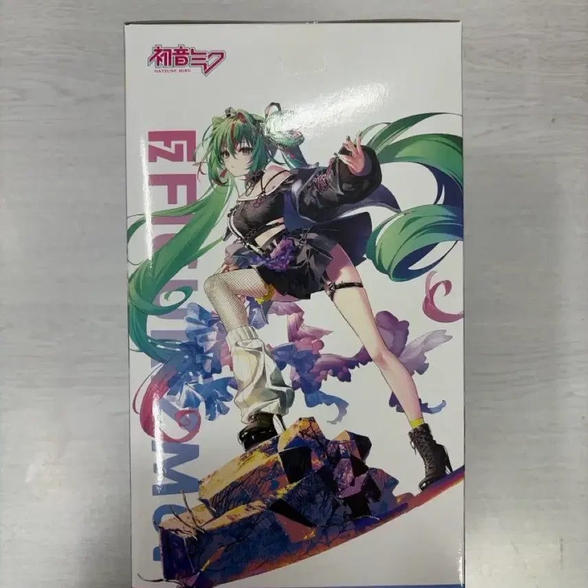 [BUNJANG] Sega Figure-ism Hatsune Miku Punk Figure (Sealed) / (택포 미개봉) 세가 피규어리즘 하츠네 미쿠 펑크 피규어 판매