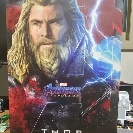 [BUNJANG] Hot Toys Avengers Endgame Thor Figure 1/6 Scale / 핫토이 어벤져스 엔드게임 토르 팔아요