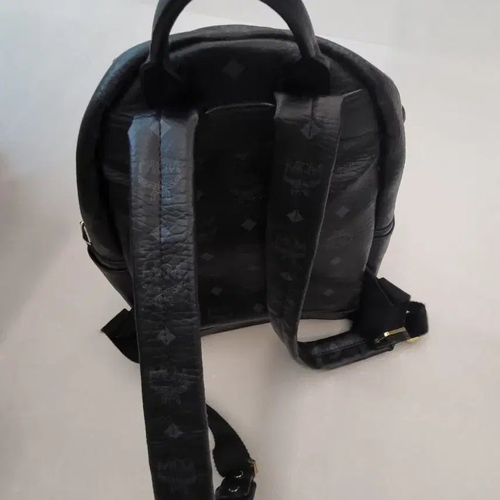 [BUNJANG] MCM Stark Backpack Black Studded / MCM 엠씨엠 스타크 백팩 블랙 스터드(정품)