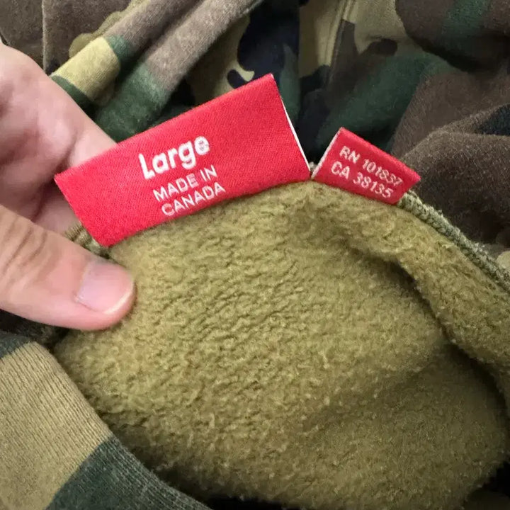 [BUNJANG] Supreme Small Box Logo Hooded Zip-Up Sweatshirt FW24 L / 슈프림 스몰박스로고 후드집업 24fw L사이즈