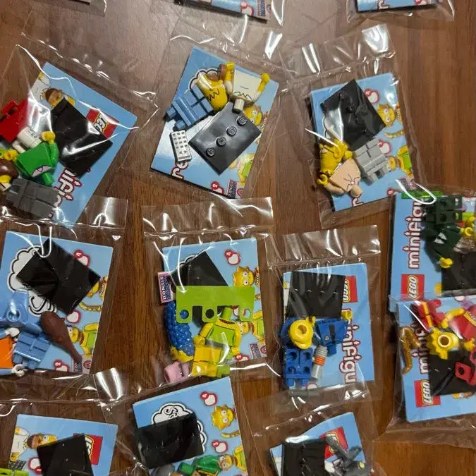 [BUNJANG] The Simpsons Mini Figures Series 1 (Complete Set of 16) / 심슨 미니피규어 시즌 1 )16종 전종 상태 좋음 판매