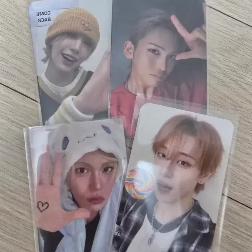 [BUNJANG] XLOV Bundle Set Photocards (4 pcs) / XLOV 엑스러브 포토카드 4장 일괄판매