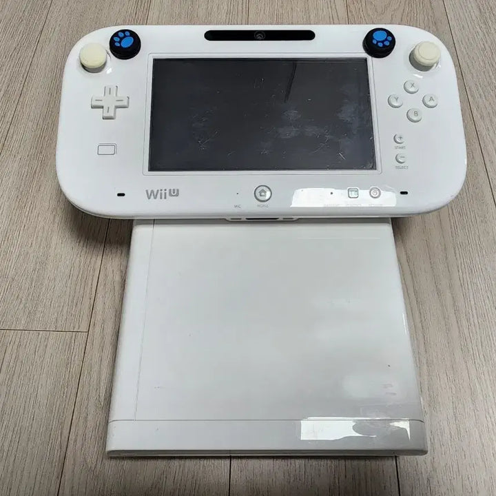 [BUNJANG] Nintendo Wii U (White) Console Bundle with 500GB External HDD and Korean Patched Games / wiiu 닌텐도 위유 한글화 화이트 wii u
