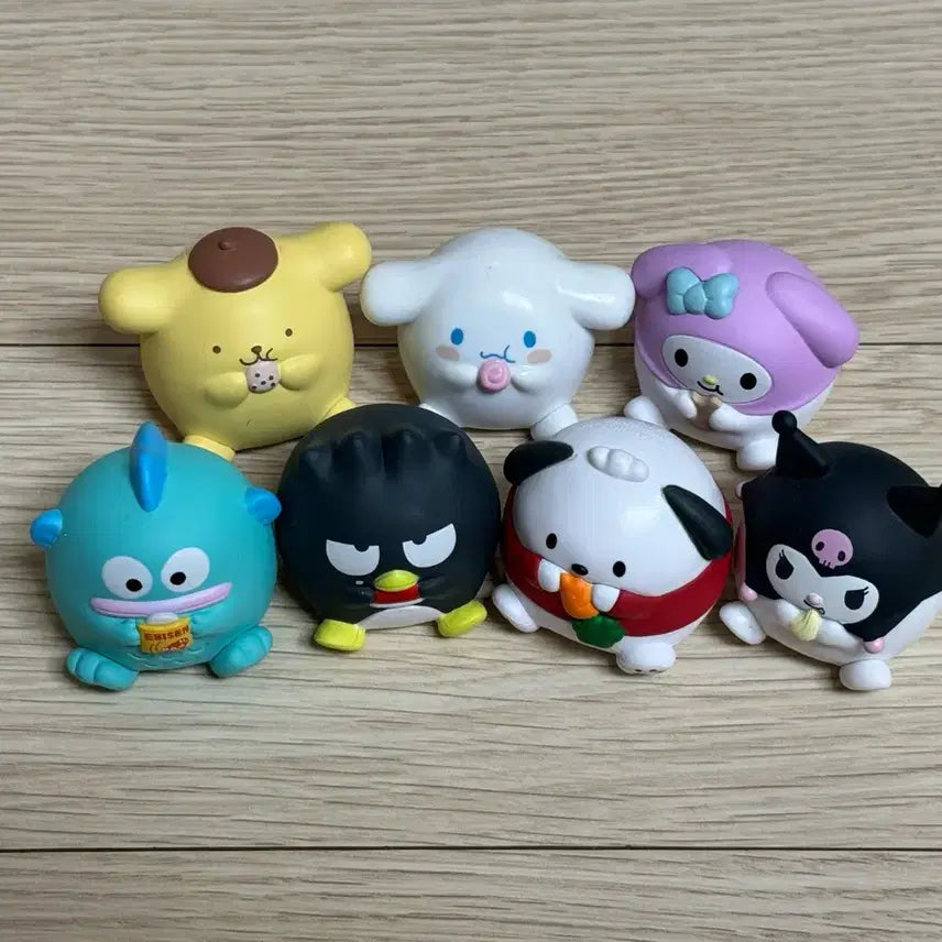 [BUNJANG] Sanrio Character Figure 7-Piece Set / 산리오) 캐릭터 피규어 7종 세트
