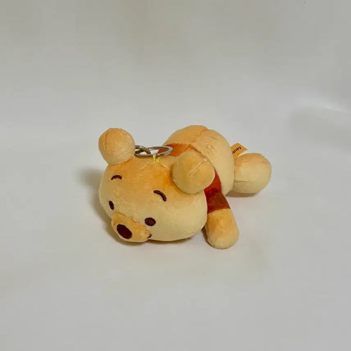 [BUNJANG] Pooh Bear Lying Down Plush Keychain / 누워있는 푸 인형
