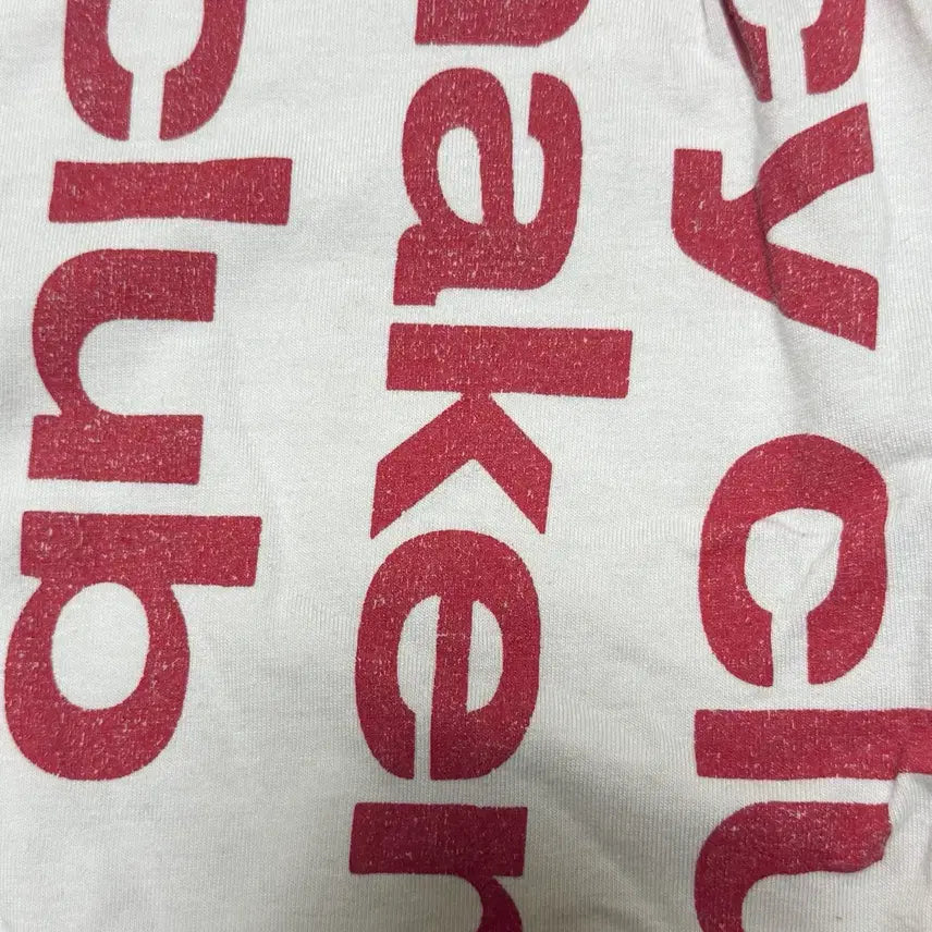 [BUNJANG] FANCY CLUB Baywatch Crop T-Shirt White / 팬시클럽 베이워치 크롭 티 화이트 F25QB103