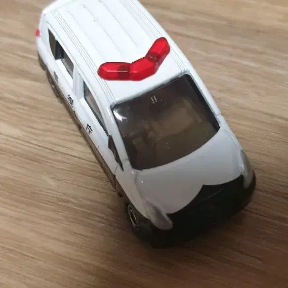 [BUNJANG] Tomica No. 48 Suzuki Alto Police Car / 토미카 48 스즈키 알토 경찰차