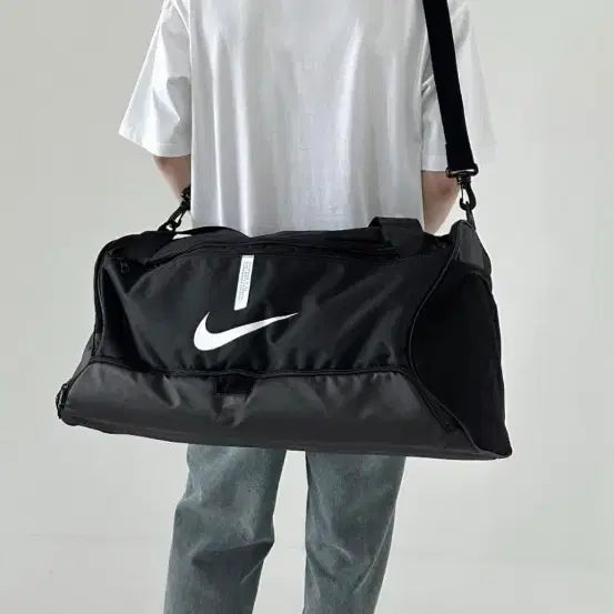 [BUNJANG] Nike Academy Team Duffel Bag Medium 60L / 나이키 아카데미 팀 더플백 미디엄 60L