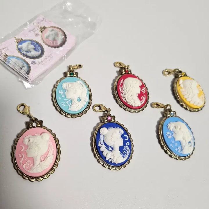 [BUNJANG] Sailor Moon Cameo Charm Pendant Set / 세일러문 카메오 참 펜던트 6종 판매합니다