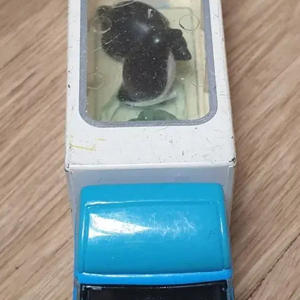 [BUNJANG] Tomica 47 Penguin Animal Transporter Truck / 토미카 47 동물 운반차 - 펭귄