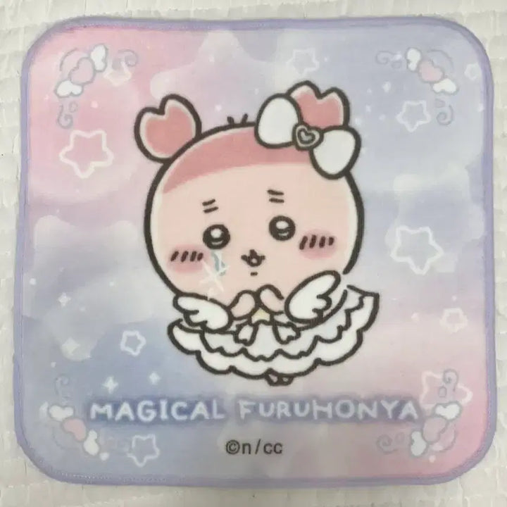 [BUNJANG] Chiikawa Magical Handkerchief Towel / 먼작귀 치이카와 카니 매지컬 손수건 타올 판매합니다