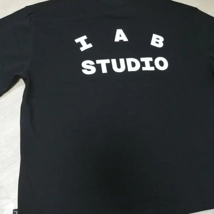 [BUNJANG] IAB STUDIO Logo T-Shirt Black / L) IAB STUDIO 티셔츠 블랙