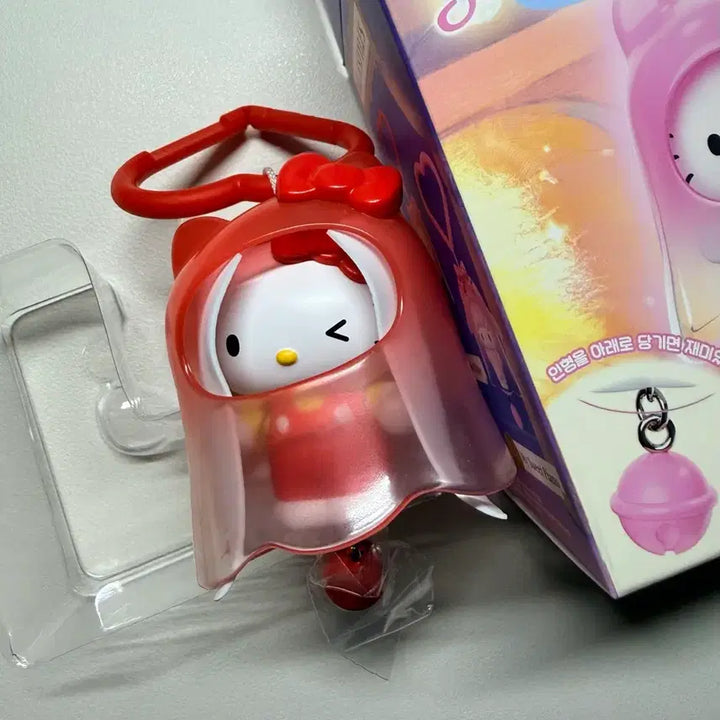 [BUNJANG] Sanrio Characters Ghost Bell Series Hello Kitty Figure / 산리오 캐릭터즈 고스트 벨 시리즈  (헬로키티)