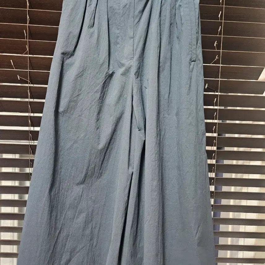 [BUNJANG] Kim Seo Ryong Wide Slacks Pin Tuck Pants / 김서룡 와이드 슬랙스 핀턱 바지