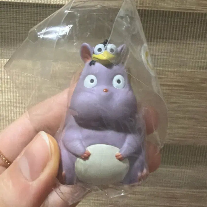[SOLD OUT] 센과치히로의 행방불명 보우 가챠 손가락 피규어