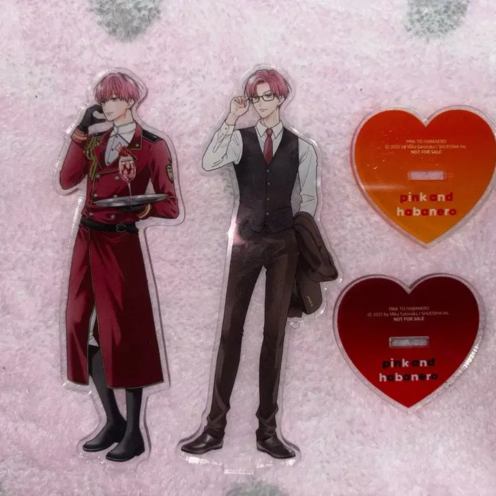 [BUNJANG] Kurose Kei Pink &amp; Habanero Acrylic Stand Bundle Set / 핑크와 하바네로 쿠로세 케이 아크릴 2종 일괄