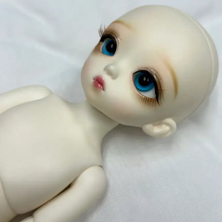[BUNJANG] LUTS Honey Delf Madeleine Ball-Jointed Doll (White Skin) with Clothing and Wig / 구체관절인형 ( 루츠 허니델프 마들렌 ) + 옷 + 가발