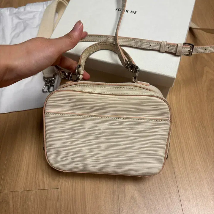 [BUNJANG] Jourd Mini Bag White Epire Leather / 주르드 미니백 화이트 풀박스
