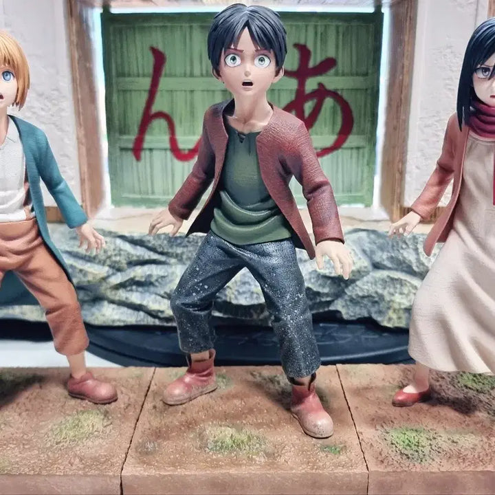 [BUNJANG] Comic Hero Attack on Titan Eren, Armin, Mikasa Childhood Resin Figurine / 진격의거인 에렌,아르민,미카사 어린시절(Comic hero 레진피규어)