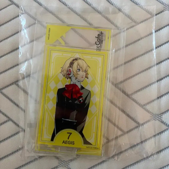 [BUNJANG] Persona 3 Aegis Acrylic Stand / 애니맥스 카페 페르소나 3 아이기스 아크릴 스탠드