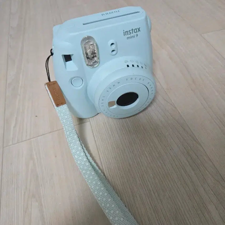 [BUNJANG] Fujifilm Instax Mini 9 Camera (Light Blue) / 인스탁스 미니9