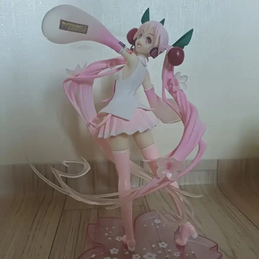 [BUNJANG] Taito Hatsune Miku Sakura Figure 2020 Ver. / 타이토 하츠네 미쿠 사쿠라 피규어 2020ver