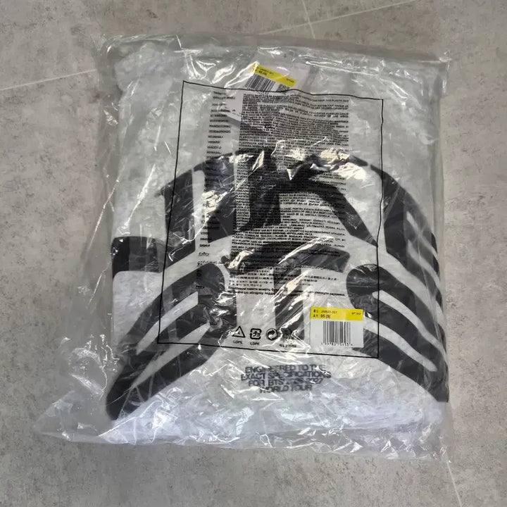 [BUNJANG] Nike BTS Collaboration Hoodie - Grey, L (Sealed) / 나이키 BTS 후드티 회색 미개봉 S