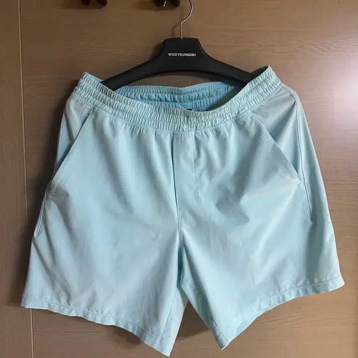[BUNJANG] Lululemon Pacebreaker 7" Linerless Shorts M Sky Blue / [M]룰루레몬 페이스브레이커 7인치 라이너리스