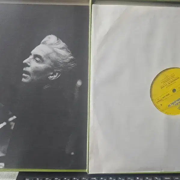 [SOLD OUT] 카라얀지휘_브루크너교향곡_2LP BOX GERMANY