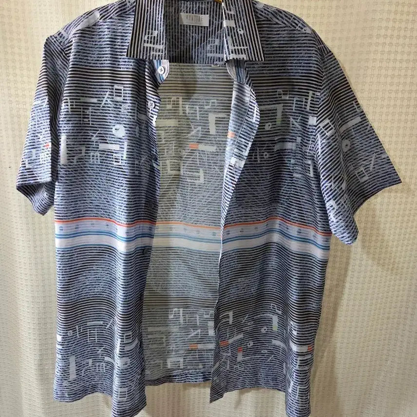 [BUNJANG] Hanttre Pattern Shirt Blue Size 100 / HANTTRE 패턴 셔츠 100