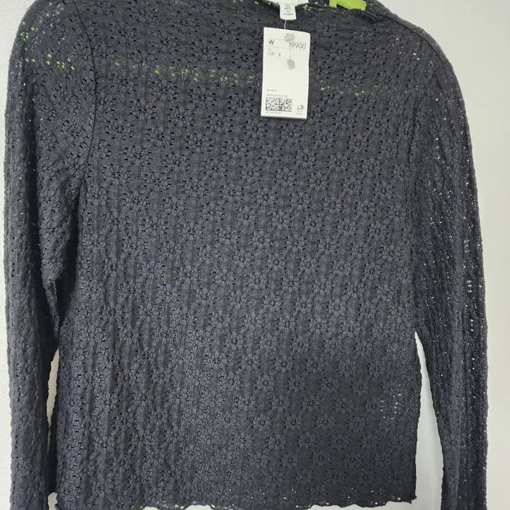 [BUNJANG] H&amp;M Lace Long Sleeve T-Shirt (White/Black) / h&amp;m 레이스 티셔츠 옷 긴팔 화이트 블랙 에이치앤엠