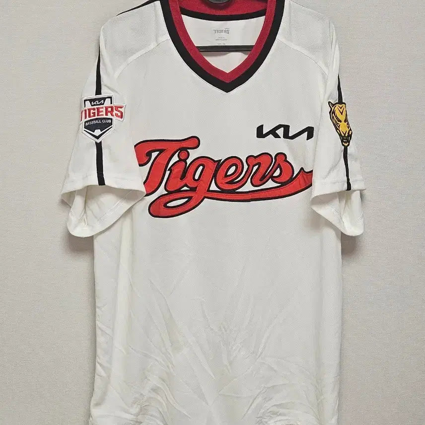 [BUNJANG] Kia Tigers Replica Icon Uniform Baseball Jersey (Size 105) / 105 기아타이거즈 레플리카 아이콘 유니폼 야구복