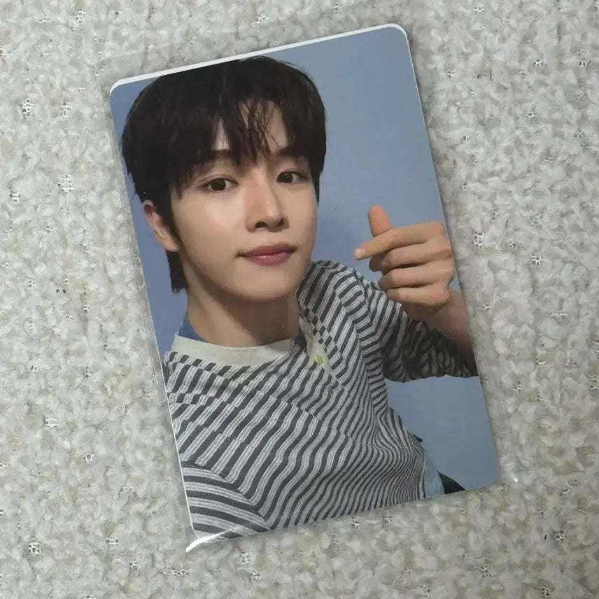[BUNJANG] RIIZE Archive Pop-Up Sungchan Photocard / 라이즈 아카이브 팝업 5만원 성찬 포카 양도