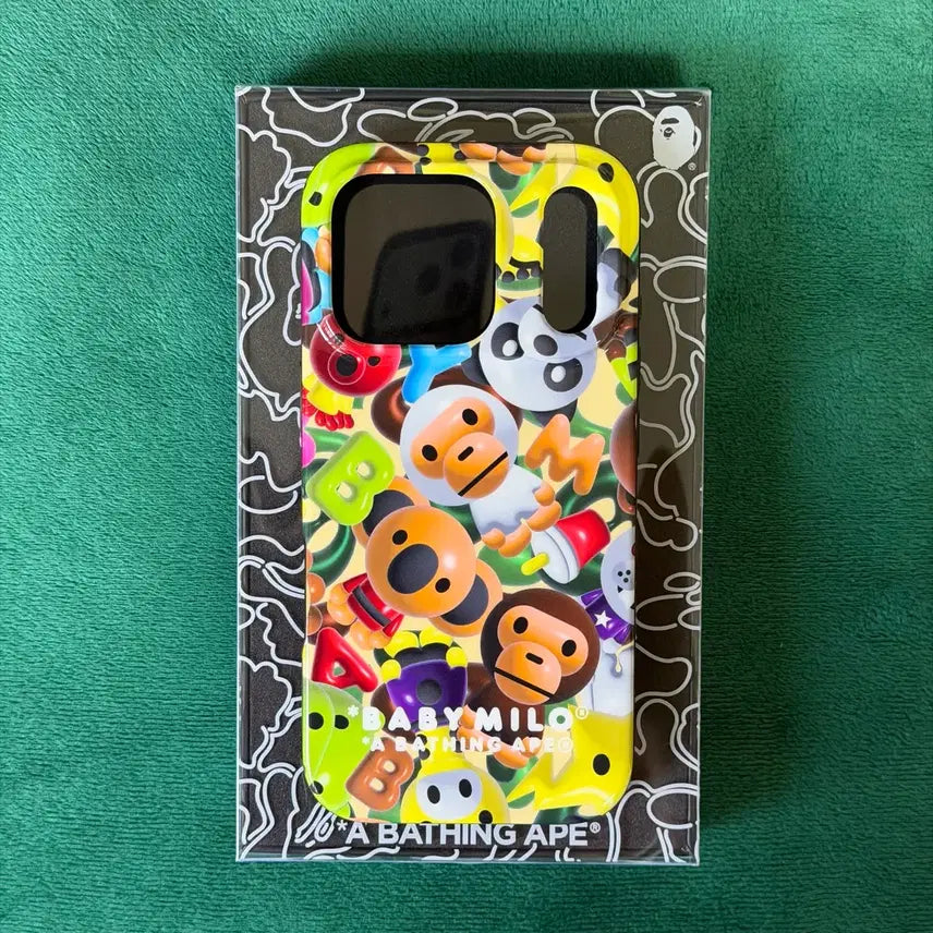 [BUNJANG] BAPE 3D Milo All Friends iPhone 17 Pro Case / 베이프 3D 마일로 올 프렌즈 아이폰 17프로 케이스
