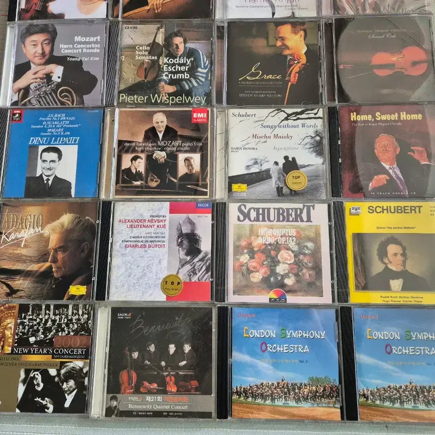 [BUNJANG] Classical, Vocal, Opera Compilation CDs (32-Disc Bundle) / 클래식 / 성악 / 오페라 명반 CD 32장 일괄