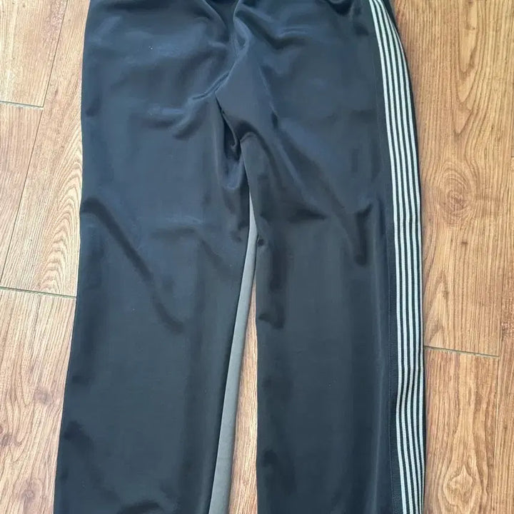 [BUNJANG] Needles Track Pants L / 니들스 트랙팬츠 L