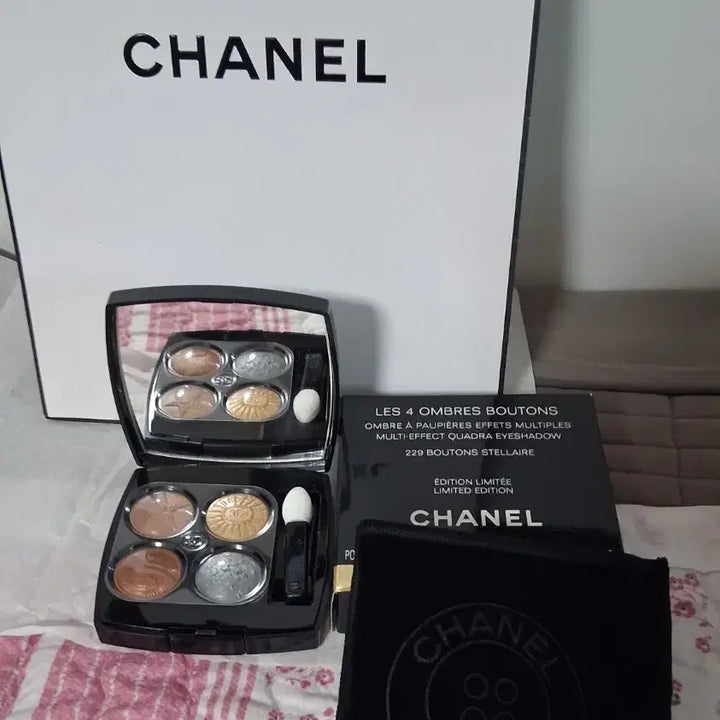 [BUNJANG] Chanel Les 4 Ombres Eyeshadow Palette 229 Button Stella / 샤넬 레 꺄트르 옹브르 버튼 스텔라 아이섀도우 229