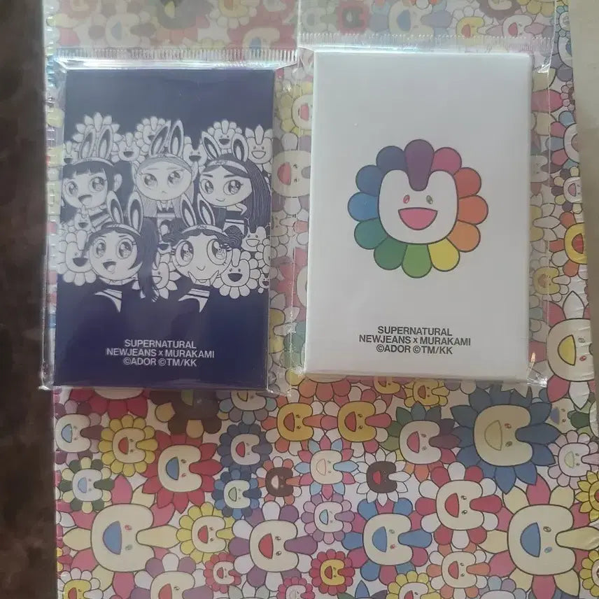 [BUNJANG] NewJeans Supernatural x Murakami Photocard Bag Set / 뉴진스 슈퍼내추럴 X 무라카미 포토카드 백 세트