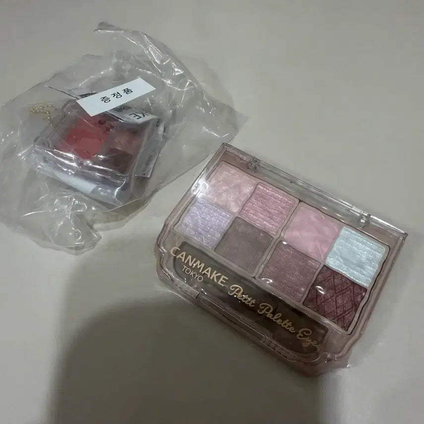 [BUNJANG] Canmake Petit Palette Eyes 06 Sugar Larme / [새상품] 캔메이크 쁘띠 팔레트 아이즈 신상 06 슈가 라르므