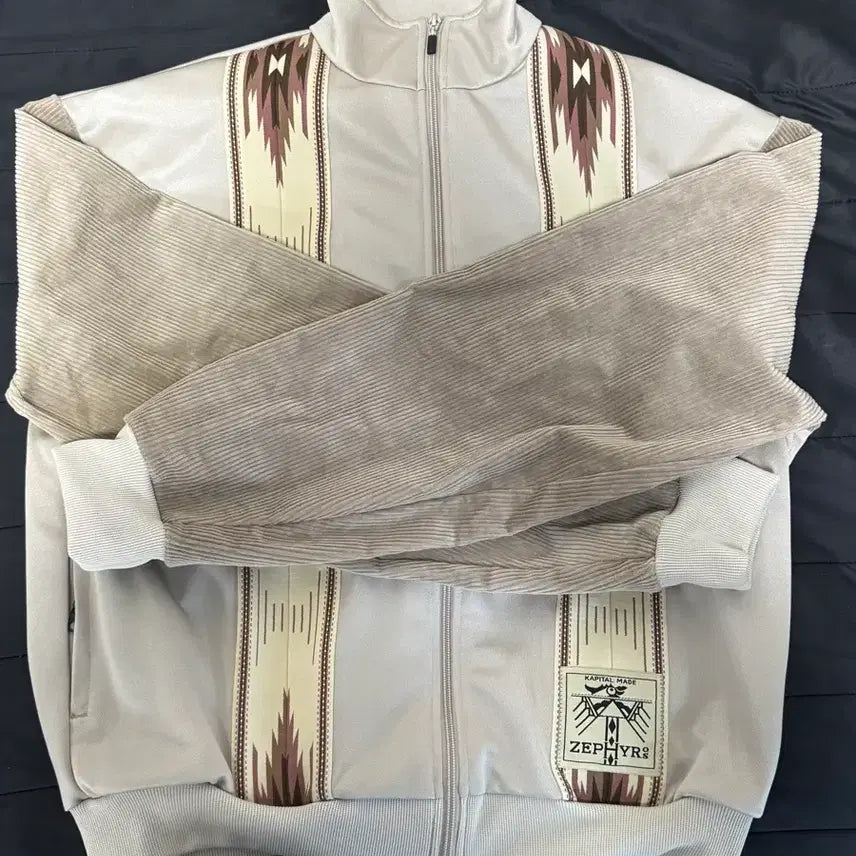 [BUNJANG] Kapital Smooth Jersey Coach &amp; Zephyr Track Jacket Beige / 캐피탈 스무스 저지 코치 &amp; 제피르 트랙 자켓 베이지